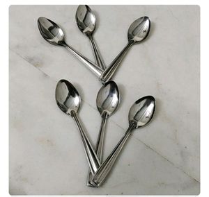 kids plates nd steel spoons