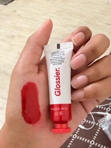 Glossier Cloud Paint - Black Cherry