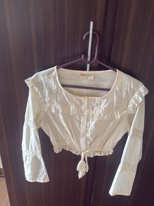 Cream Cotton Lace Trim Crop Blouse