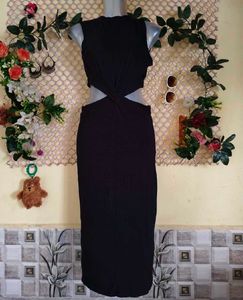 🔥BUY 1, GET 1 FREE🔥Black Cut-Out Midi Dress