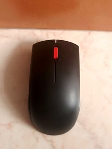 Lenovo 150 Wireless Mouse