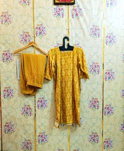 🇳🇿💫🎀Elegant Yellow Printed cotton Kurta Set