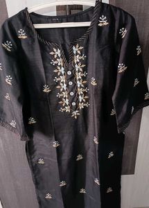Chanderi Silk Embroided Kurta With Pant Set