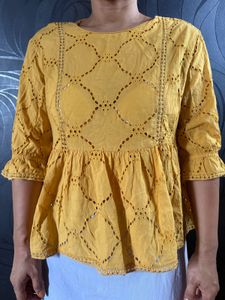 Zara yellow chic top