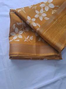 New Elegant Floral Printed Saree wit
