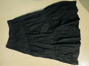 Black pinterest skirt