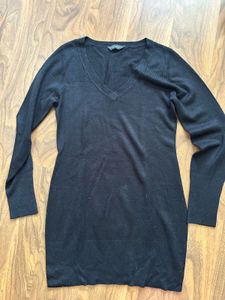 Black V-Neck Long Sleeve Sweater Dress