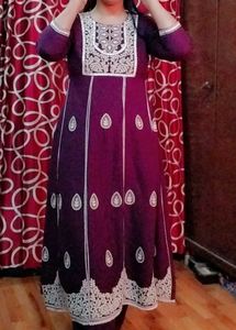 Elegant Purple Kurta Set with Embroidery