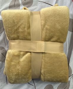 Primark Cozy Plush Throw Blanket