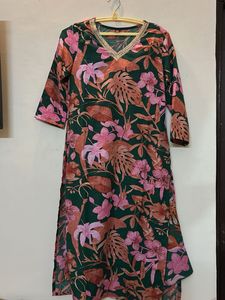 Beautiful Floral Print Kurta with pant