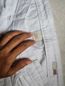 Women's White skinny fit Pants.  buy from vetnam