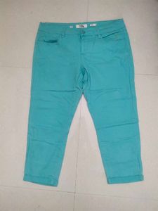 Imported Ankle Length Cyan Capri Pant