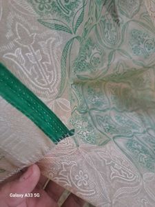 Green &amp;off white Saree for Professional look