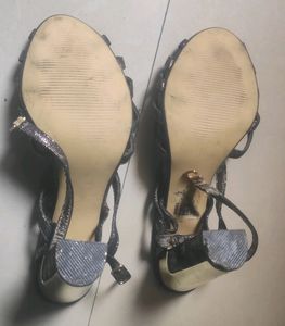 Glittery block heels sandals