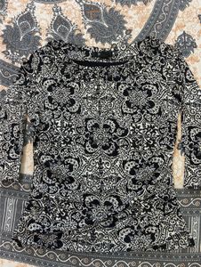 Chic Black & White Patterned Top