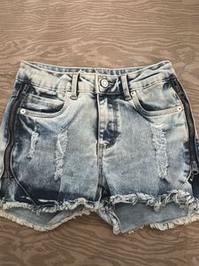 Distressed Denim Zipper Shorts