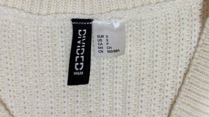 Cream V-Neck Knit Vest