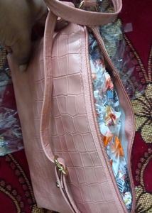 Biege Pink Shaded Sling Bag