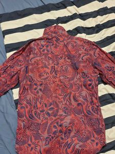 Men's Printed Button-Down Shirt