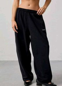 Black Wide Leg Sweatpants 🖤
