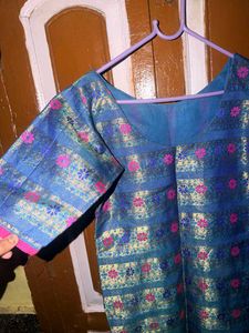 Elegant Brocade Kurta with Floral Print