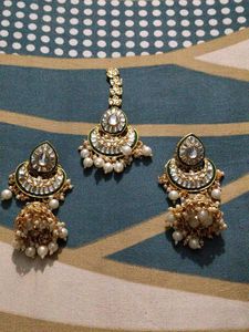 Stunning Kundan &amp; Pearl Jewellery Set
