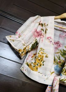 Madame Floral Print Tie-Front Cropped Shrug