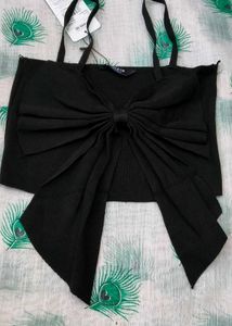 Chic Black Bow Detail Crop Top