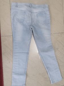 Jeans With Degin