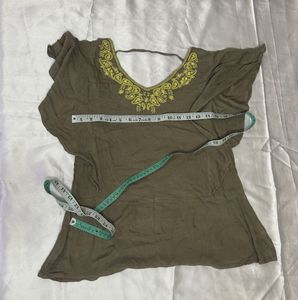 Embroidered top with Flared Sleeves