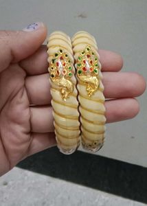 Elegant Pair of Bangles