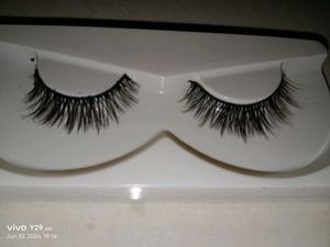 MARS EYELASHES