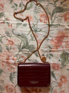 assessorize London  Burgundy Croc Embossed bag