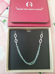Elegant Silver Turquoise Necklace
