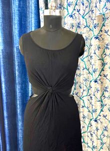 Chic Black Cut-Out Knot Dress + top free