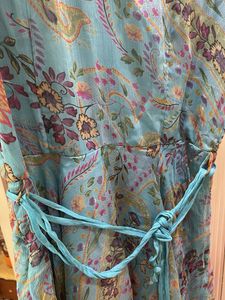 Elegant Blue Floral Dress