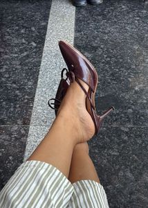 Stylish Burgundy Patent Pointed Toe Flats