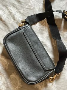 black sling bag