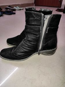 Black Mid Length Boots