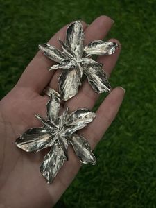 Silver Flower Earrings n pearl strap