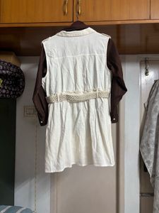 🆕 Chic Sleeveless Kurta Set with Belt