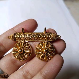 Golden Pendant With Earrings