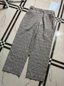 Grey Checkered Wide-Leg Pants