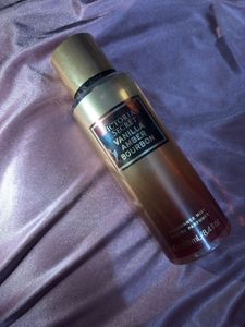 LUXE ✨Victoria secret body mist 🤎