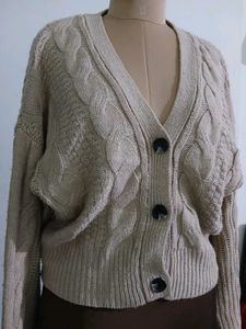 Cable Knit Cropped Cardigan