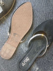 Elegant Black Embellished Flats