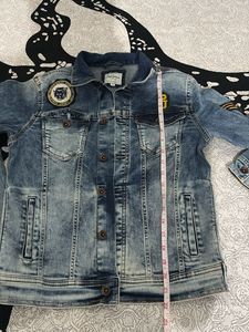 Stylish Denim Jacket with Patches