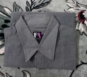 Bundle of 3 Men's Dress Shirts