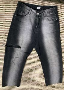 Stylish Black Distressed Denim Jeans