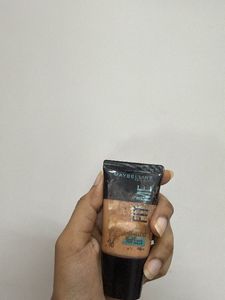 Maybelline Fit Me Foundation